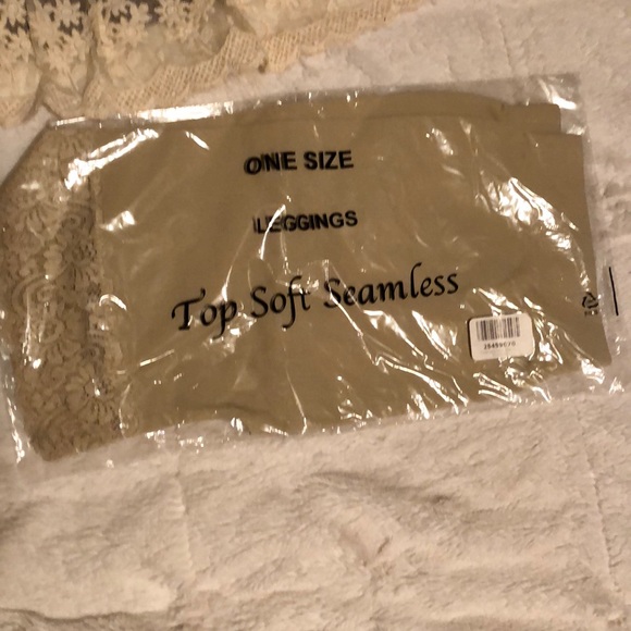 Tunic set - Picture 3 of 7